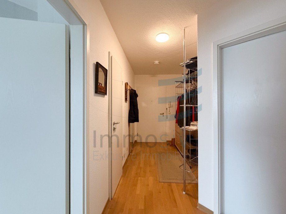 Hausflur Blick Ausgang Erdgeschosswohnung Berlin