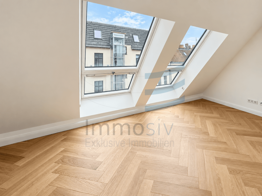 Dachgeschoss Zimmer 3 Maisonettewohnung Berlin