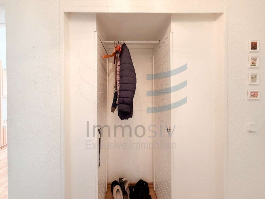 Garderobe im Flur Etagenwohnung Berlin