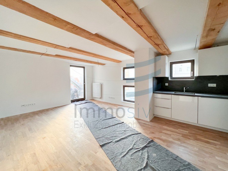 Wohnbereich mit K�che Etagenwohnung Nauen