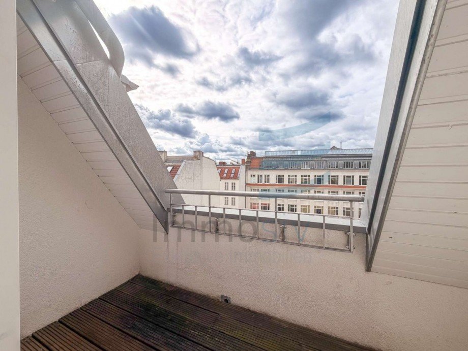 Loggia 1 Dachgeschosswohnung Berlin