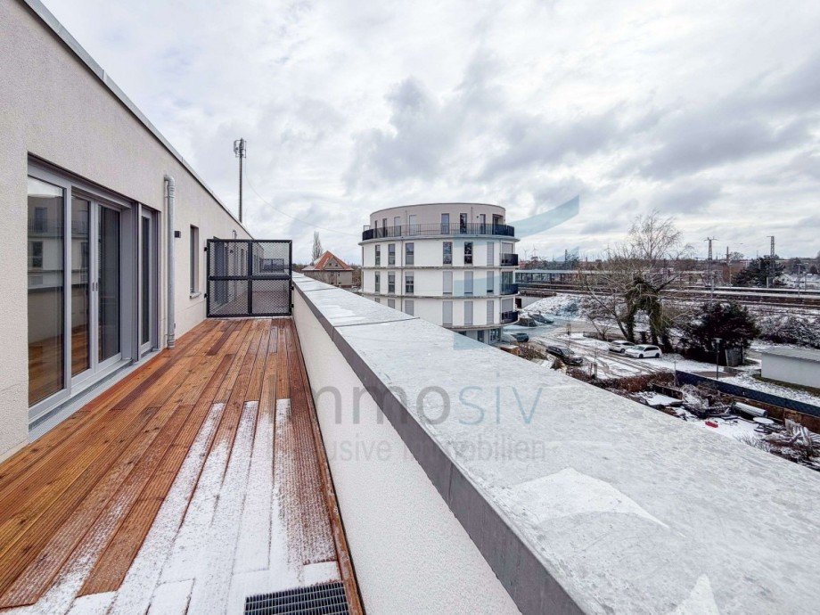 Penthouse mit gro�er Terra.jpg Penthousewohnung Nauen