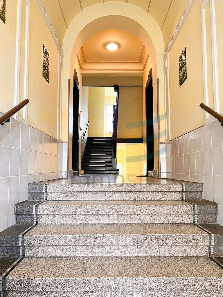 Treppenaufgang Dachgeschosswohnung Leipzig