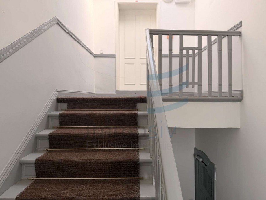 Treppenhaus Dachgeschosswohnung Berlin