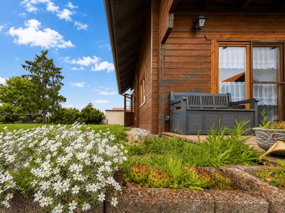 Garten Einfamilienhaus Pessin