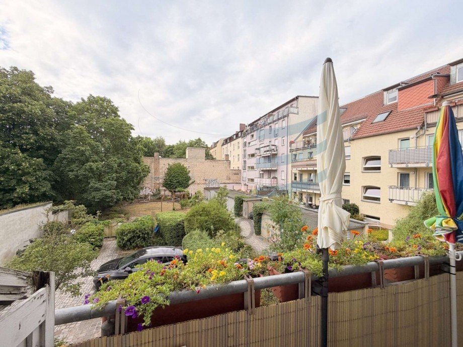 Blick in Hinterhof Etagenwohnung Potsdam