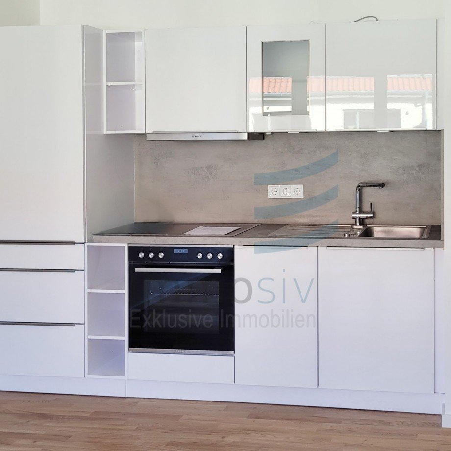 Einbauk�che Dachgeschosswohnung Wustermark