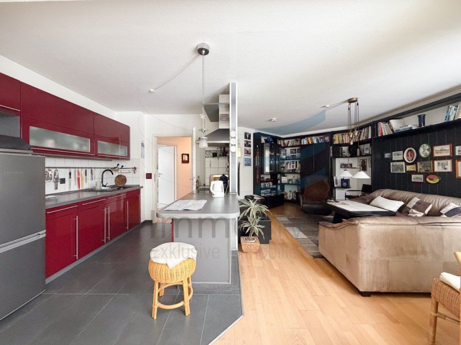 Blick K�che und Wohnzimmer Erdgeschosswohnung Berlin