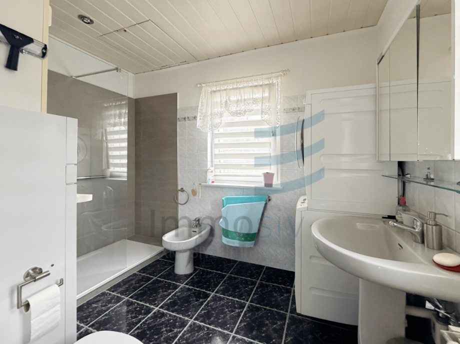 Tageslicht Duschbad Bungalow Sch�nwalde-Glien