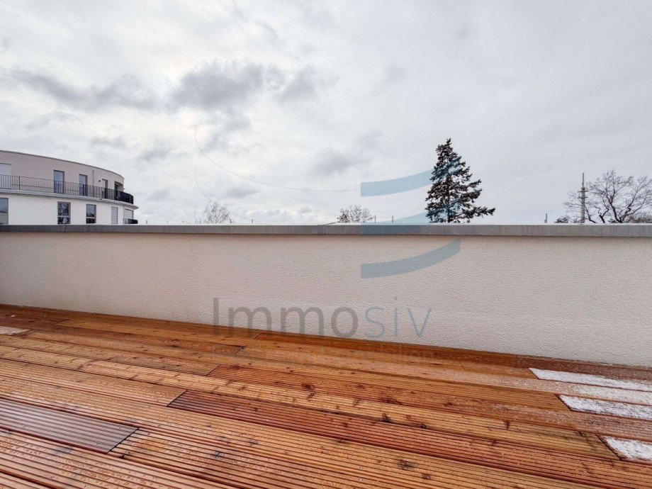 Penthouse-Terrasse mit Aus.jpg Penthousewohnung Nauen