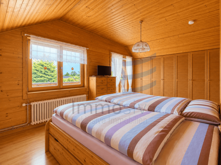 Schlafzimmer 1 Einfamilienhaus Pessin