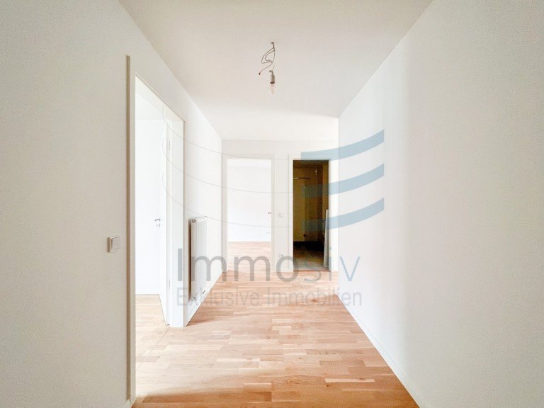 Eingangsbereich Nauen Etagenwohnung Bezaubernde 3 Zimmer Wohneinheit in Kerkows Braug�rten!