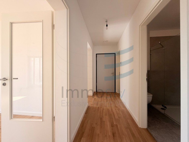 Flur Nauen Etagenwohnung Helle 3 Zimmerwohnung mit Balkon im Leuchtgaswerk