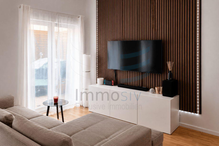 Holzpaneele/ LEDs gegen Abstand �bernahme m�glich Erdgeschosswohnung Nauen