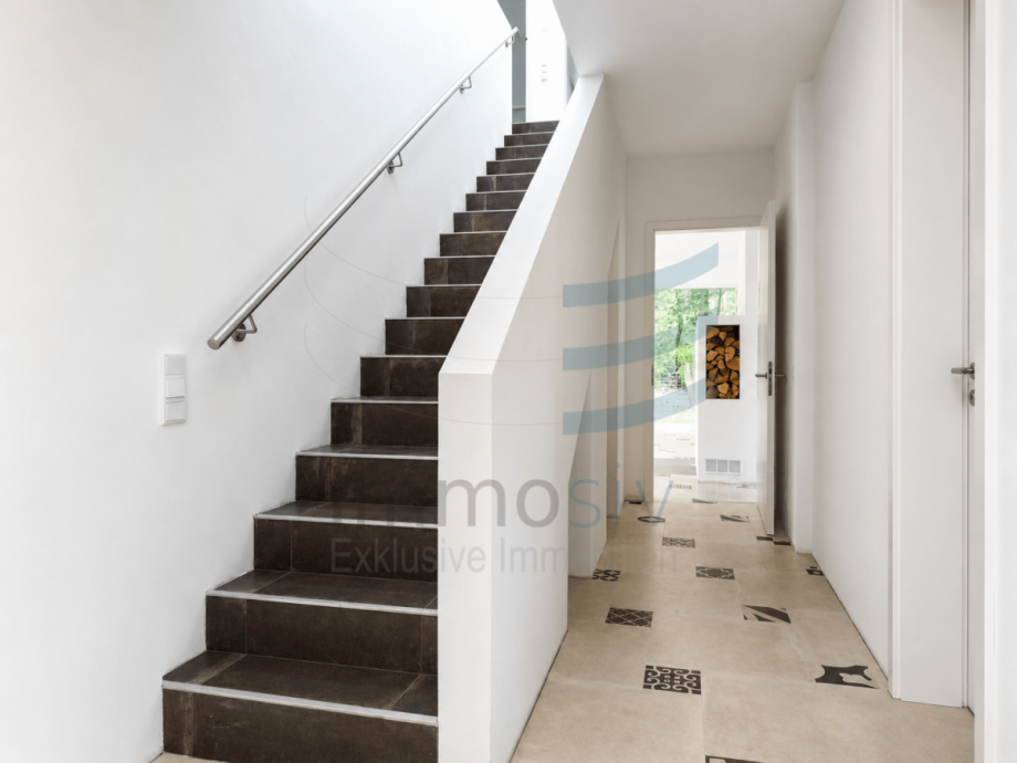 Treppe zum OG Einfamilienhaus Blankenfelde-Mahlow