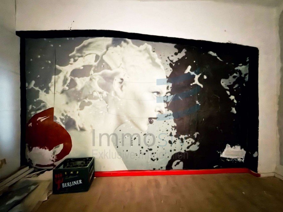 Wand Lager Ladenlokal Berlin