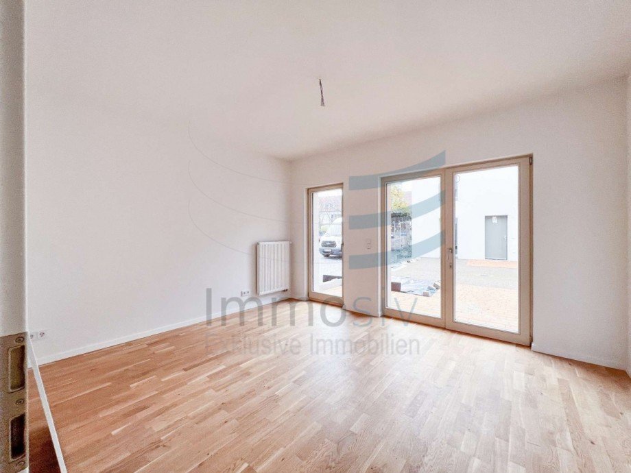 Wohnbereich/ Zugang Terrasse Erdgeschosswohnung Nauen