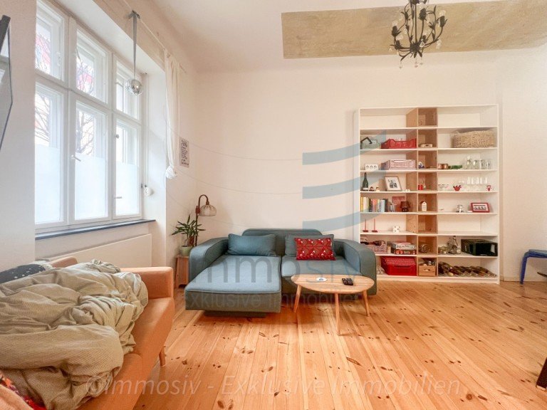 Wohnzimmer Berlin - Berlin - Berlin - Pankow Erdgeschosswohnung *VERKAUFT* Pankow: Bezugsfreie Wohnung mit Gartenanteil!