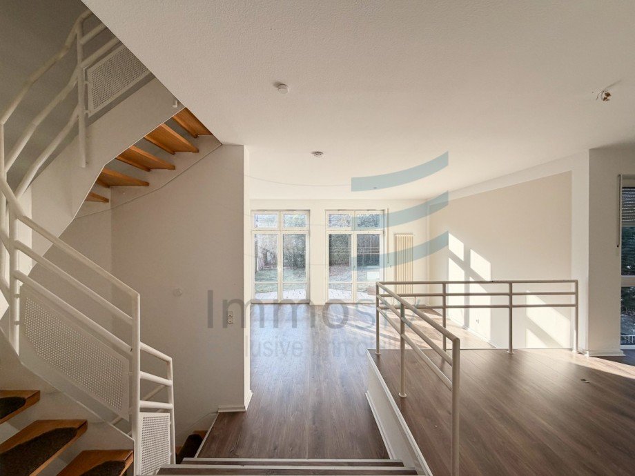 Blick Wohnzimmer Reihenendhaus Dallgow-D�beritz