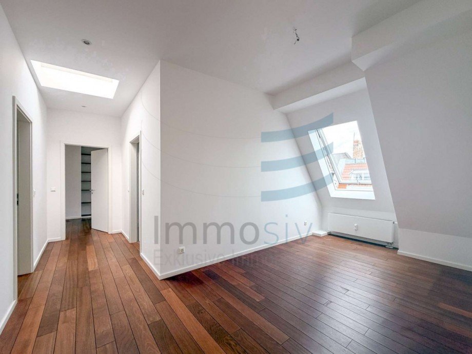 Flur Dachgeschosswohnung Berlin