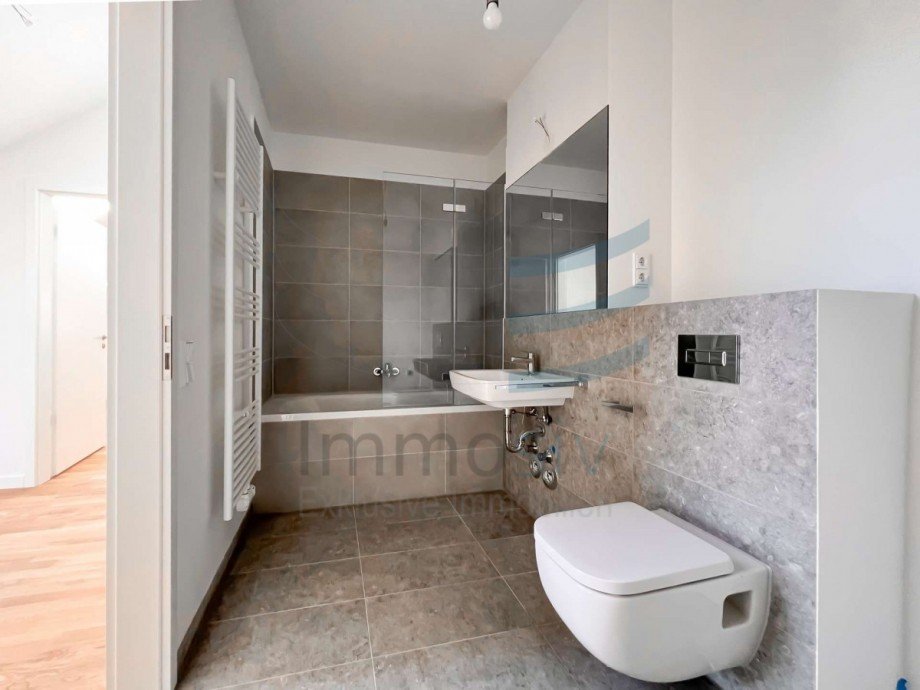 Wannenbad Maisonettewohnung Nauen