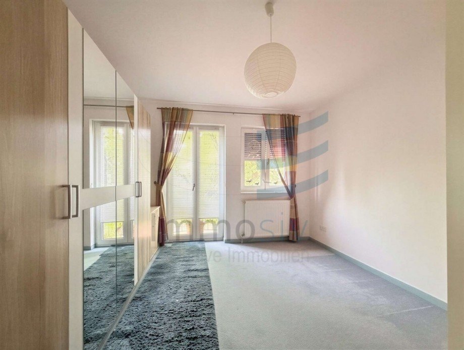 Zimmer 4 - (KI generiert) Etagenwohnung Potsdam