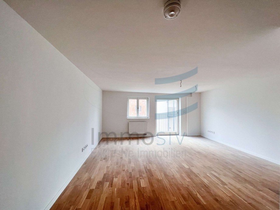 Zimmer mit Balkonzugang Etagenwohnung Nauen