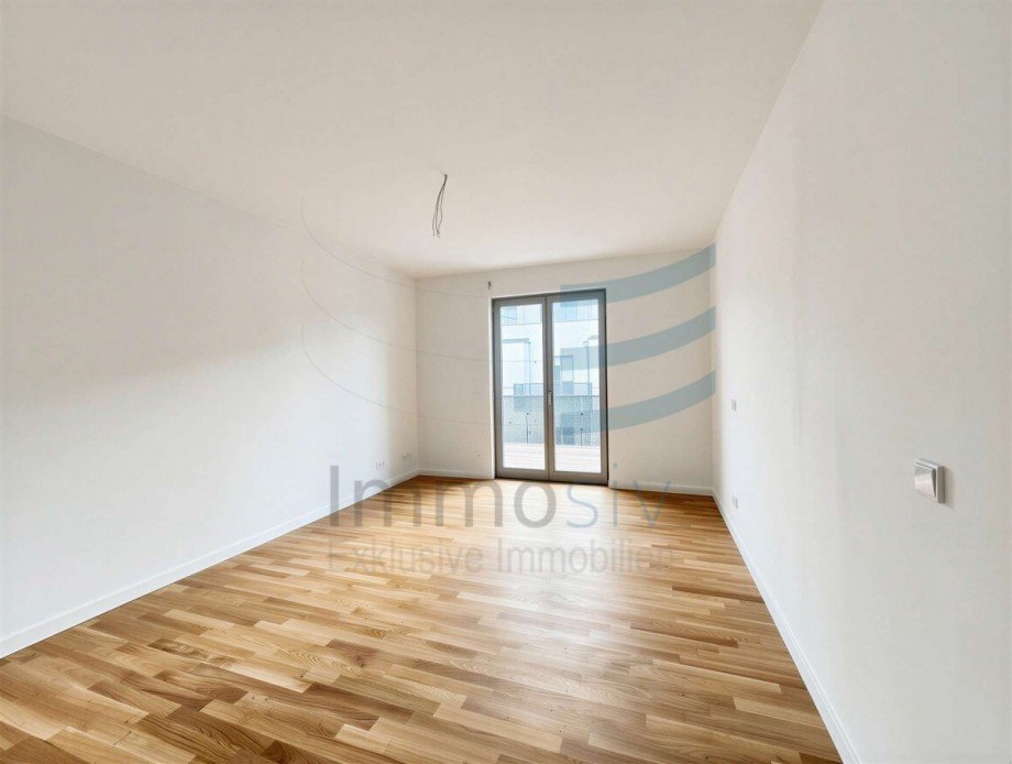 Schlafzimmer mit Blakonzugang Etagenwohnung Nauen