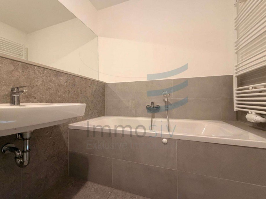 Badezimmer Etagenwohnung Nauen