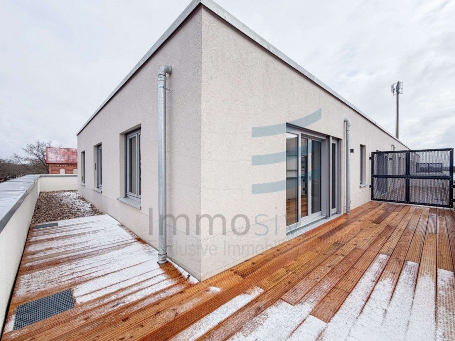 Penthouse-Eckterrasse.jpg Penthousewohnung Nauen